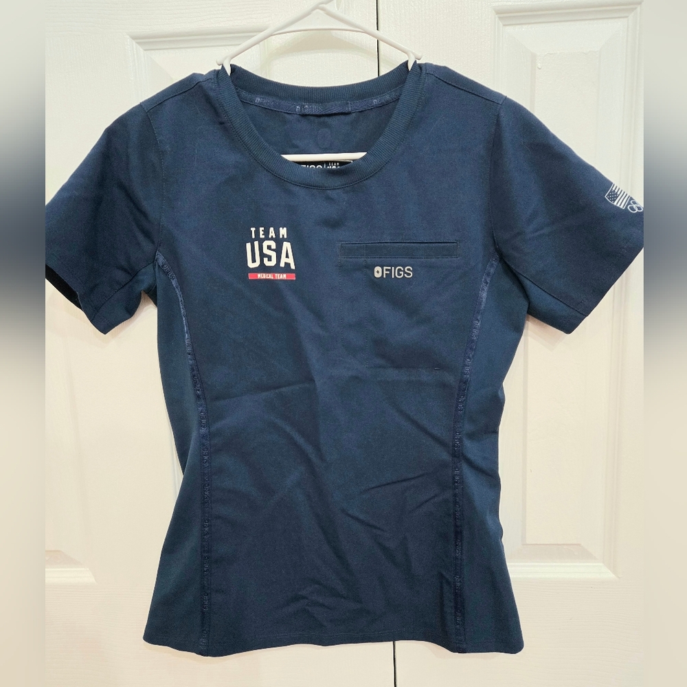 FIGS Team USA Navy Scrub Set